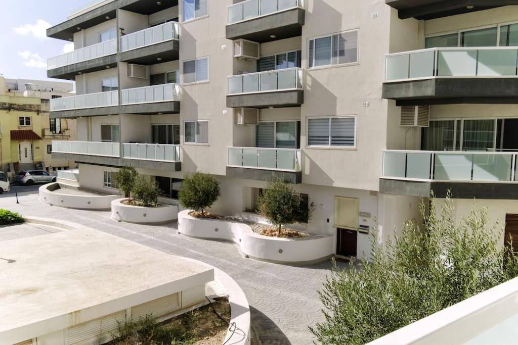 Gardens Naxxar